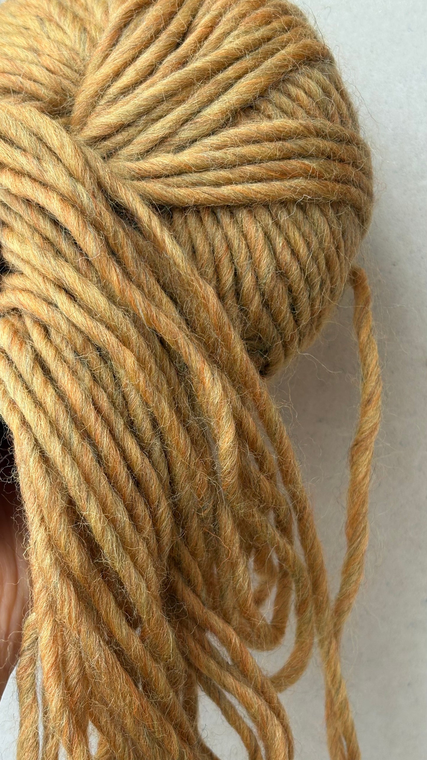 Flat Woolly Hat - Corn Poppy