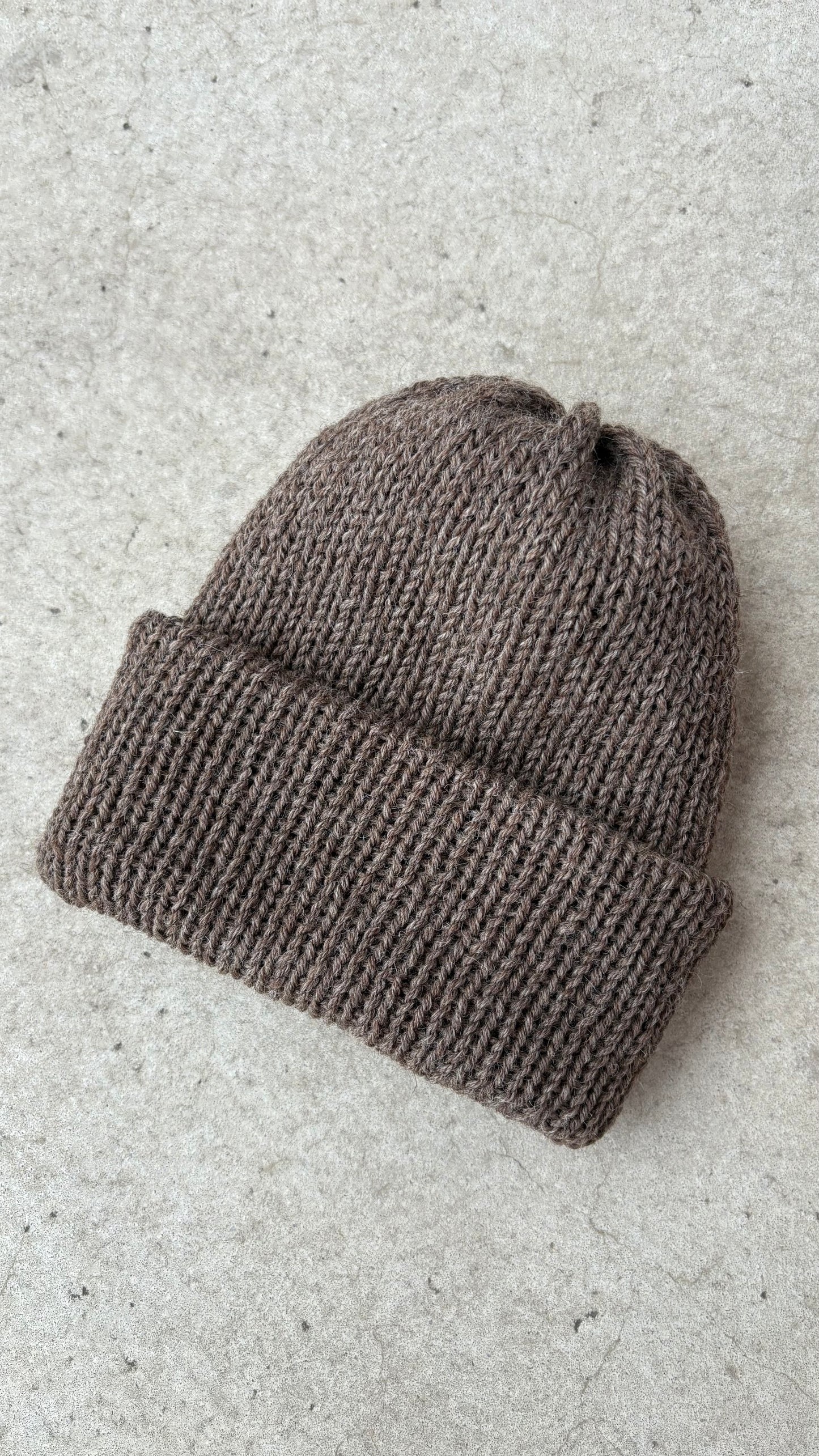 Classic Cuffed Woolly Hat - Undyed Yarn - Stone Fleece