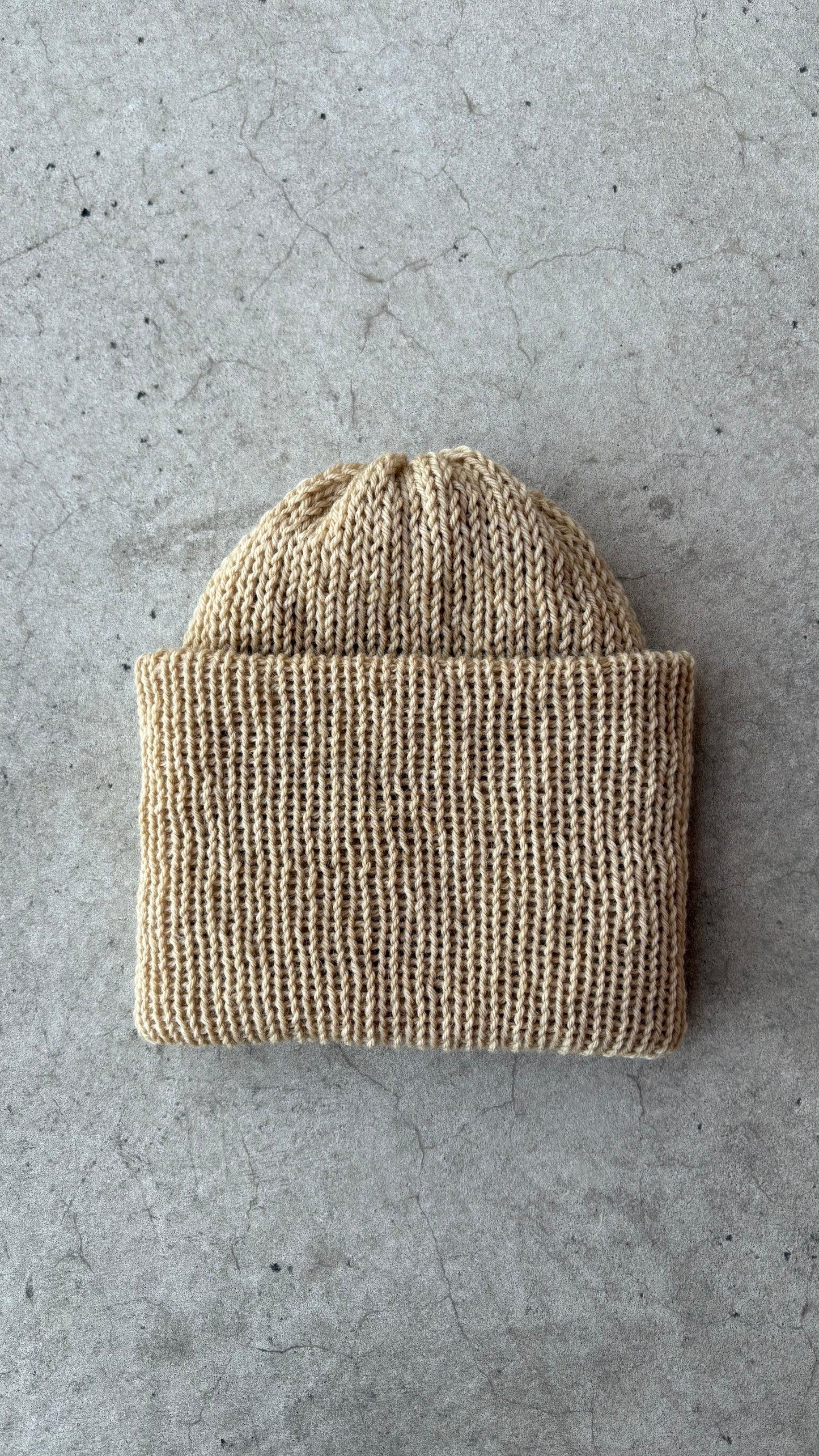 Classic Cuffed Woolly Hat - Coloured Wool Yarn - Hedgerow Chestnut