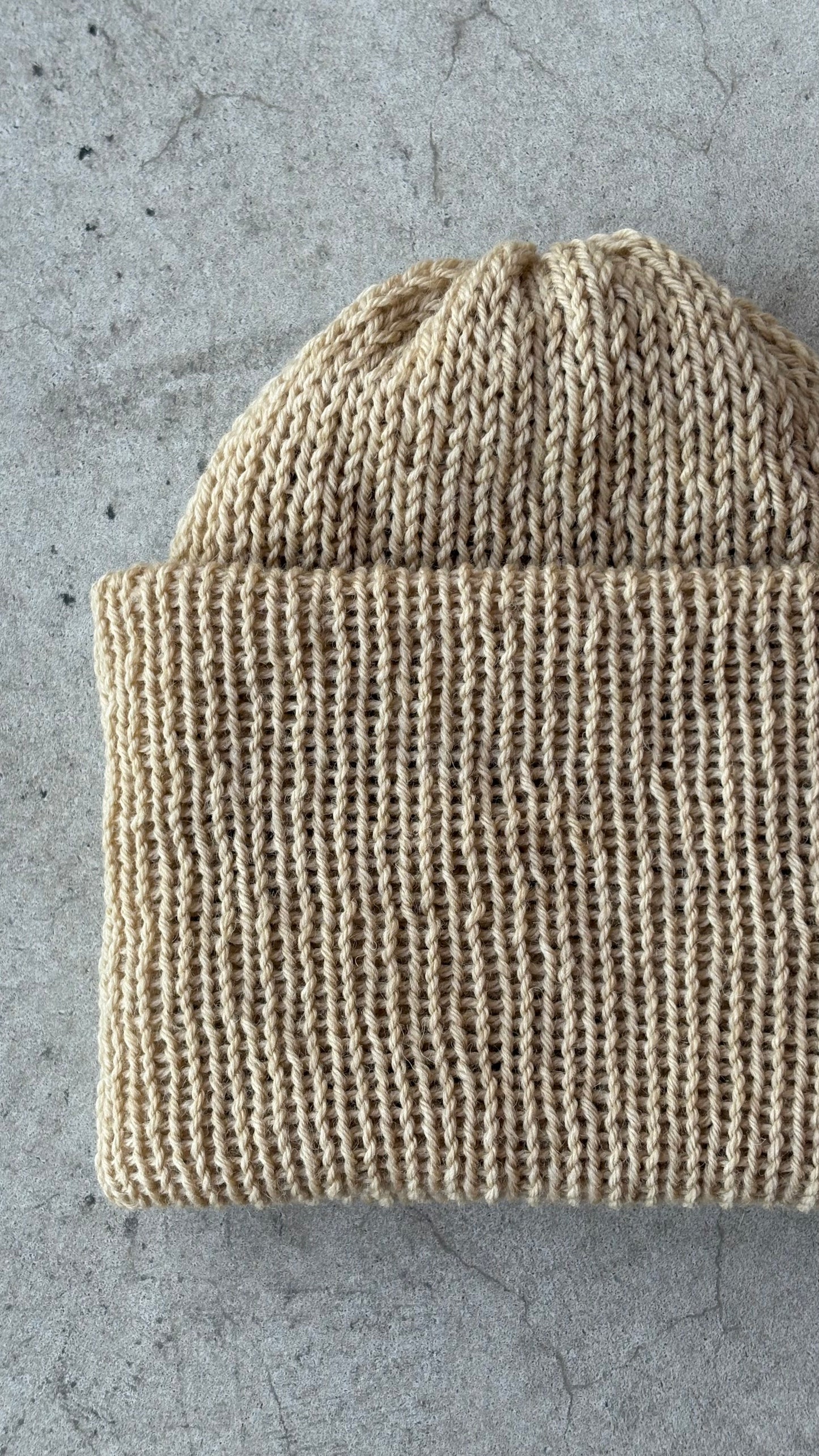 Classic Cuffed Woolly Hat - Undyed Yarn - Winter Fleece