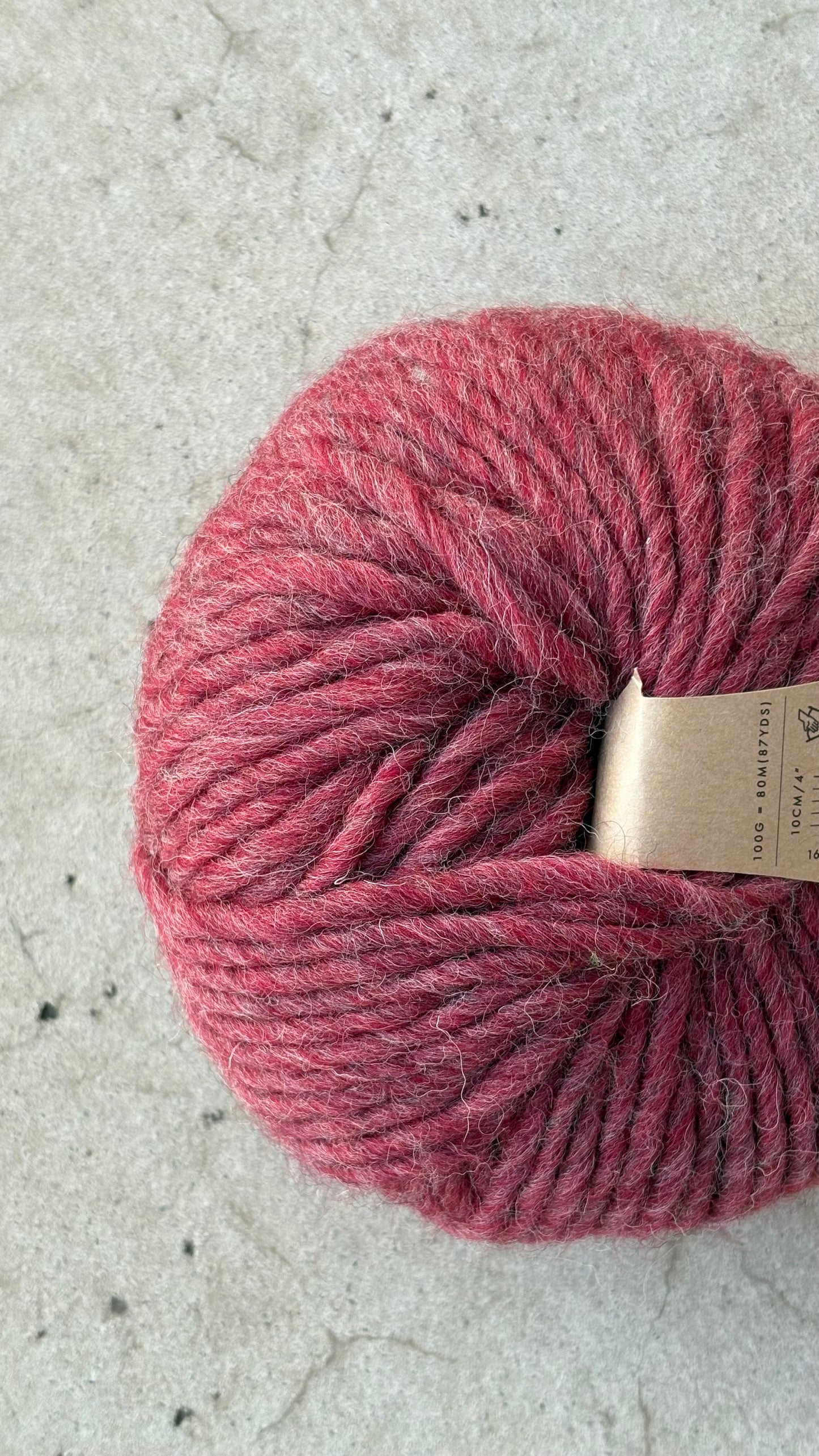 Flat Woolly Hat - Corn Poppy