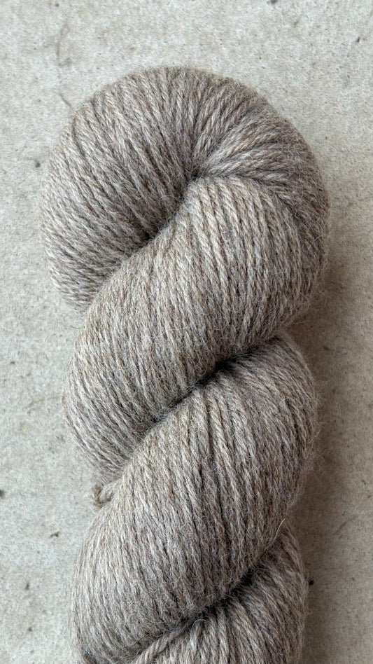 Classic Cuffed Woolly Hat - Undyed Yarn - Stone Fleece