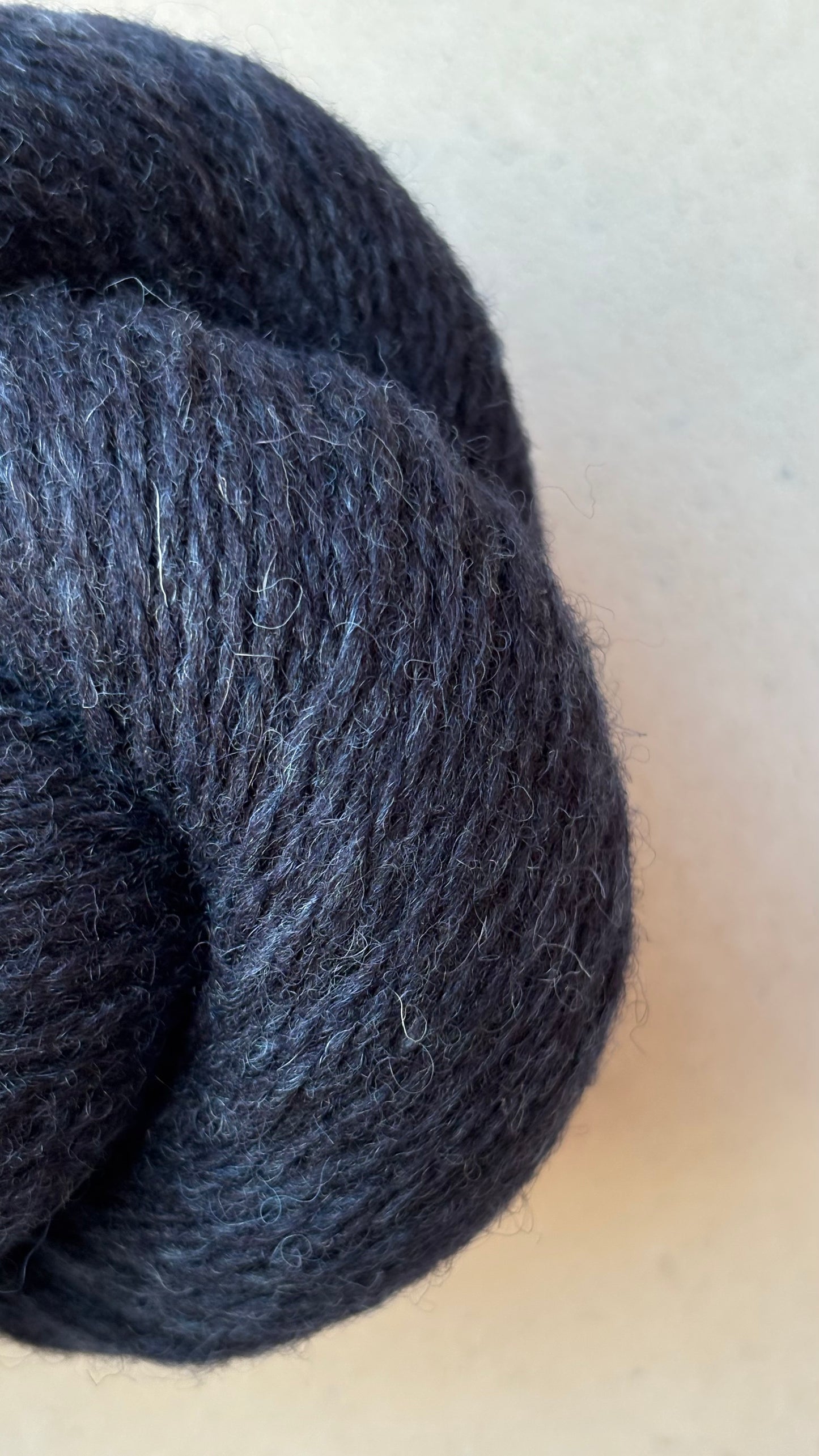 Oslo Hat - Coloured Wool Yarn - Midnight Fjord